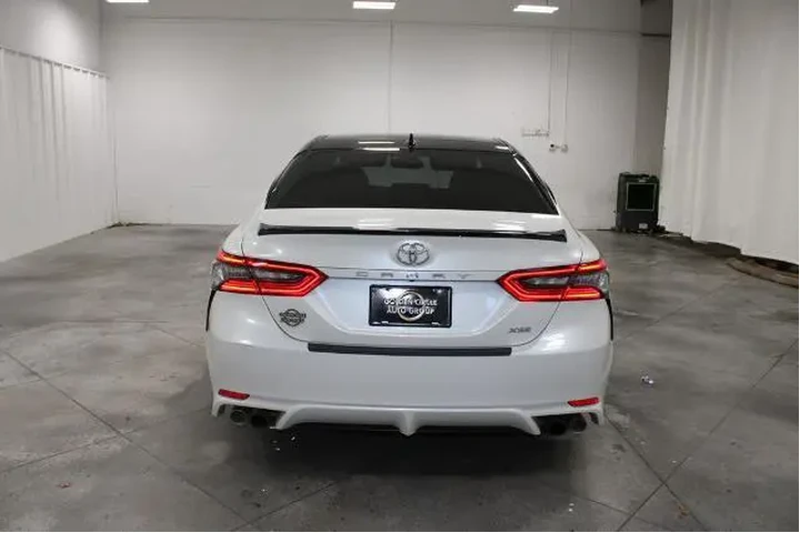 $24198 : Toyota Camry 2023 XSE 4dr Se image 8