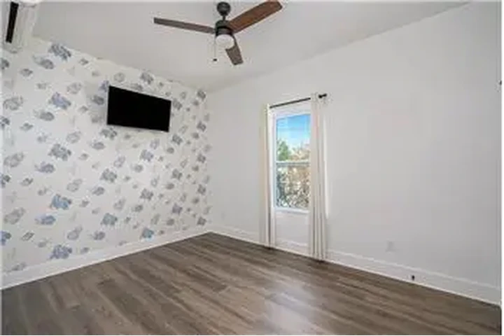 $1700 : Rental property with 2 bedro image 9