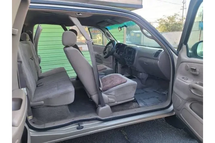 $7590 : 2002 Tundra SR5 V8 image 8