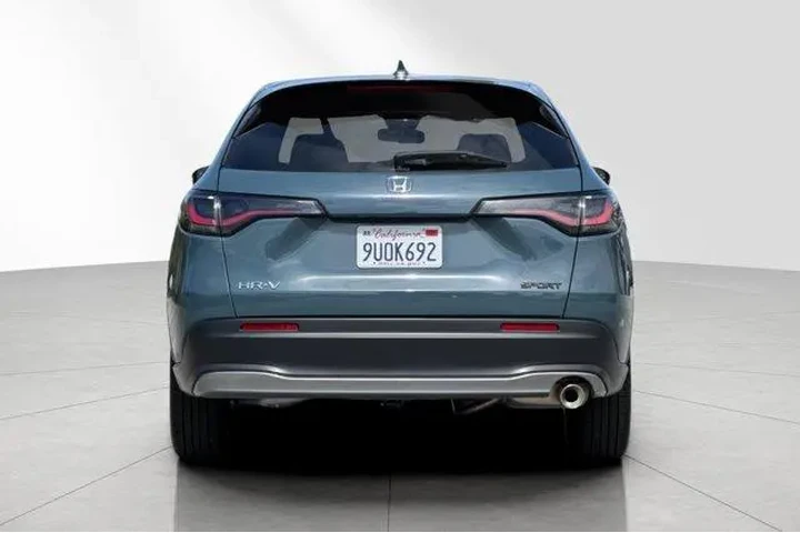 $28998 : Honda HR-V 2025 AWD Sport 4d image 5