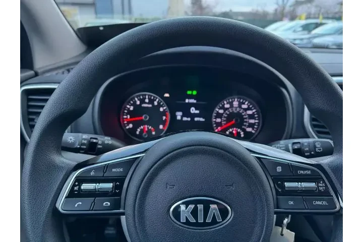 2021 KIA SPORTAGE2021 KIA SPO image 8