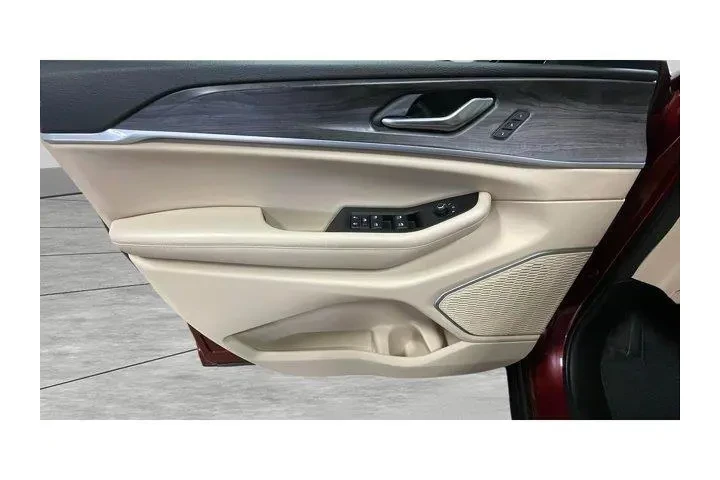 $30923 : Jeep Grand Cherokee 2022 4x4 image 9