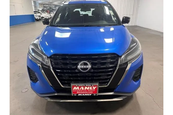 $17954 : Nissan Kicks 2023 SR 4dr Cro image 8