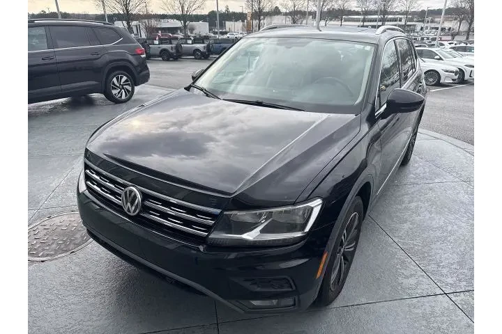 $14998 : Volkswagen Tiguan 2019 SE 4d image 1