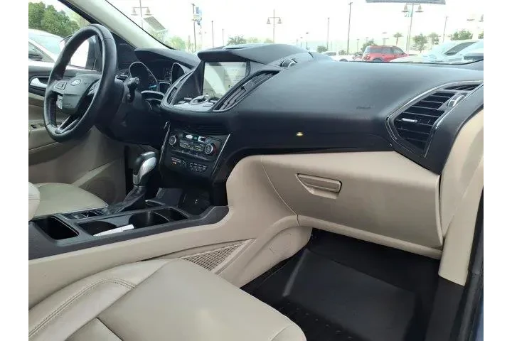 $15156 : Ford Escape 2018 AWD Titaniu image 10