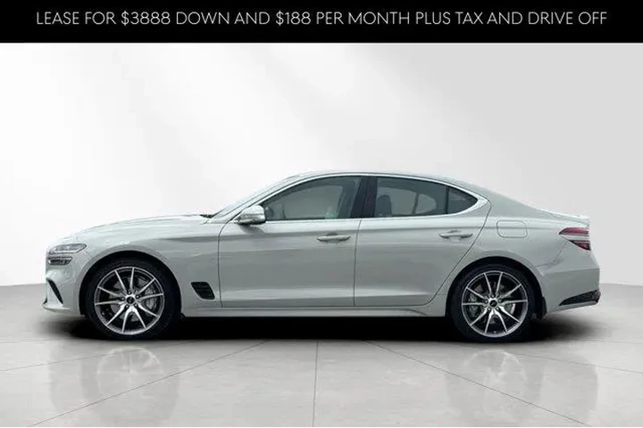 $39758 : Genesis G70 2026 2.5T Standa image 8