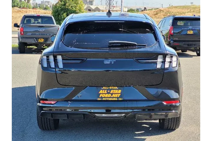 $29900 : Ford Mustang Mach-E 2022 AWD image 5