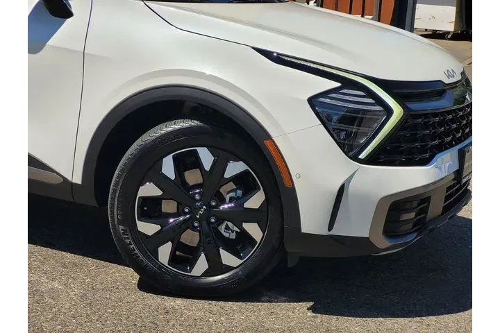$31126 : Kia Sportage Plug-In Hybrid image 6