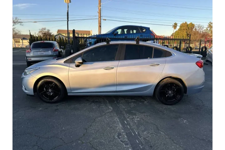 $5995 : 2018 Cruze image 7