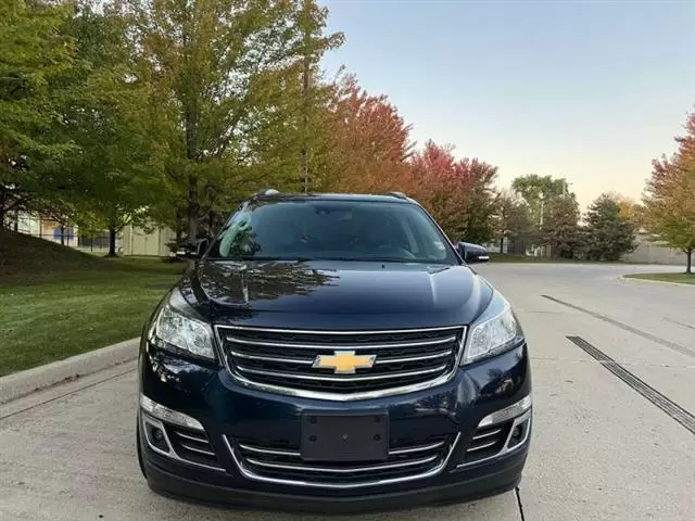 $16995 : 2017 Traverse Premier image 3