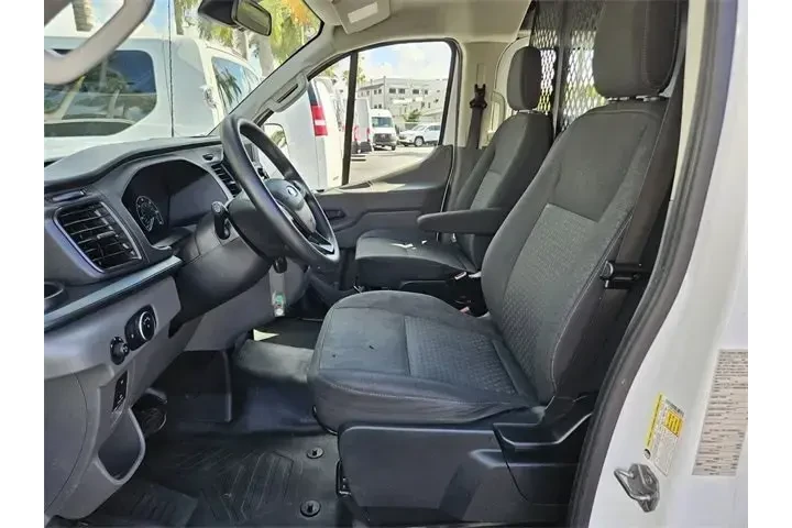 $29990 : Ford Transit 2023 250 3dr SW image 2
