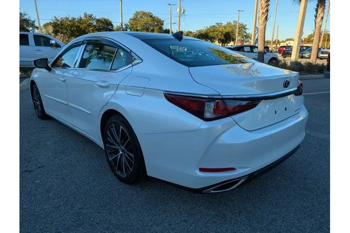 $37988 : Lexus ES 350 2023 4dr Sedan image 6