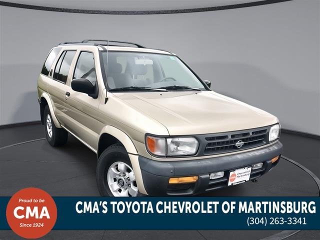 $3900 : PRE-OWNED 1999 NISSAN PATHFIN image 1