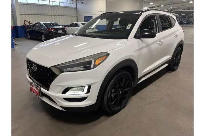 $11939 : Hyundai TUCSON 2019 Night 4d image 7
