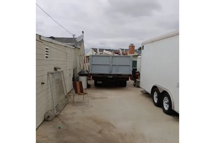 Ali Hauling Demolition image 2