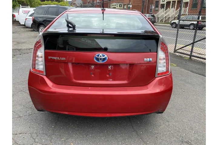 $6499 : 2013 Prius Four image 6