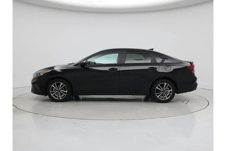$18998 : Kia Forte 2023 LXS 4dr Sedan image 3