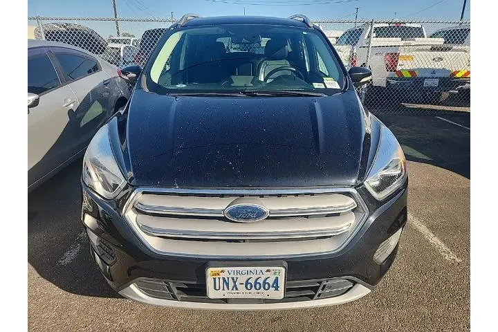 $15392 : Ford Escape 2019 Titanium 4d image 2