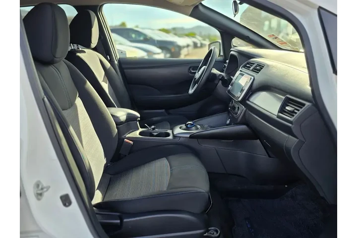 $13532 : Nissan LEAF 2023 S 4dr Hatch image 10