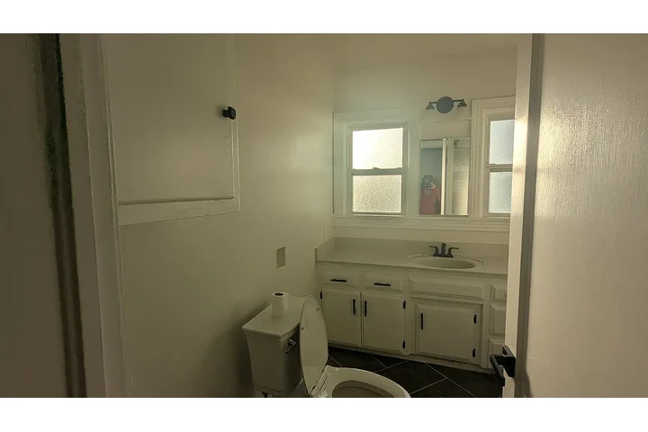 $1200 : 3 Recamaras 2 Baños image 8