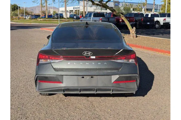 $19990 : Hyundai ELANTRA 2024 SEL 4dr image 5