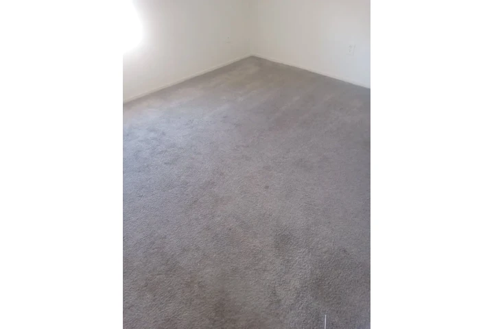 $1100 : 2bed 1bath. Bonanza/Rancho Dr image 4