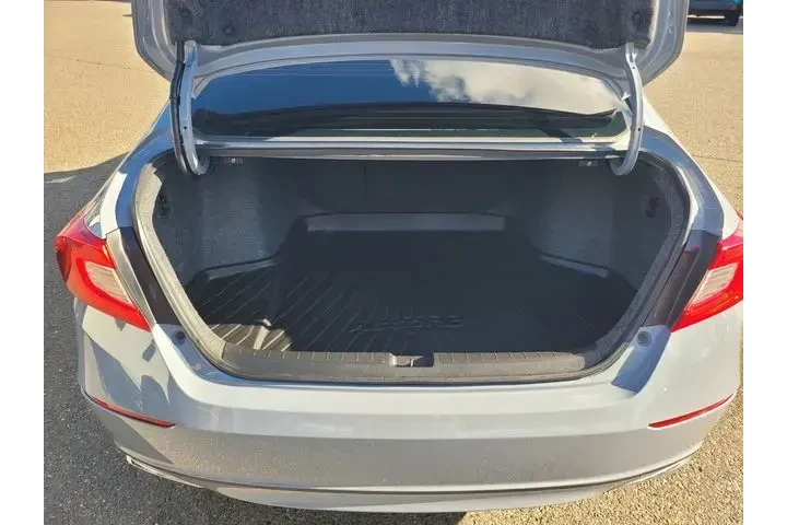 $26212 : Honda Accord Hybrid 2022 Spo image 8