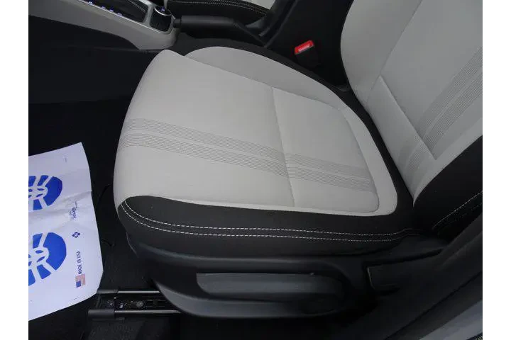 $19225 : Hyundai VENUE 2022 SEL 4dr C image 9