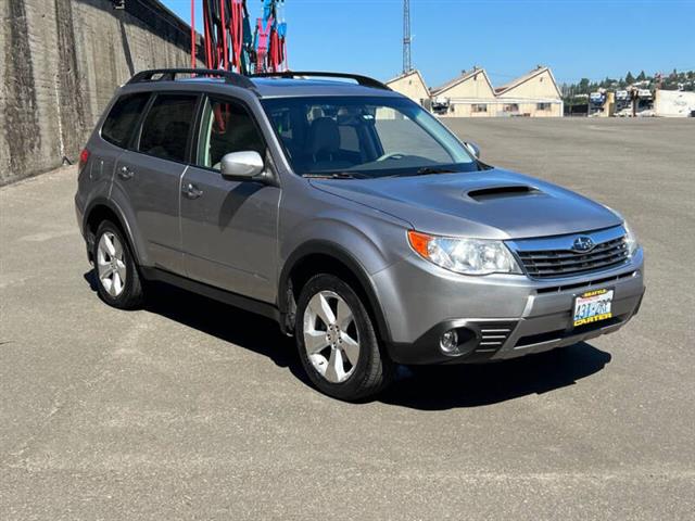 $13888 : 2010 Forester 2.5XT Limited image 9