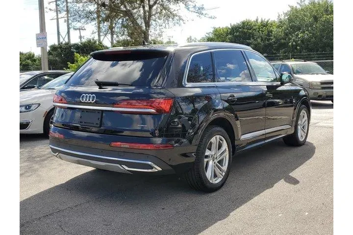 Audi Q7 2021 AWD quattro Pre image 6