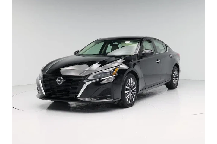 $21998 : Nissan Altima 2023 2.5 SV 4d image 4