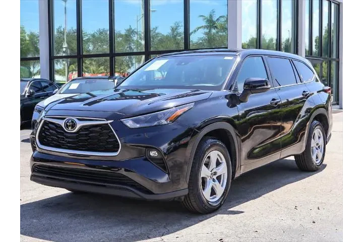 $26690 : Toyota Highlander 2024 XLE 4 image 6