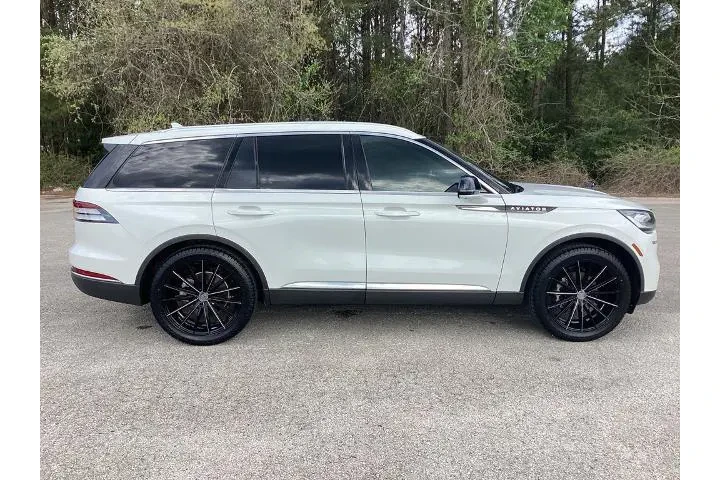 $30823 : Lincoln Aviator 2020 AWD Res image 4