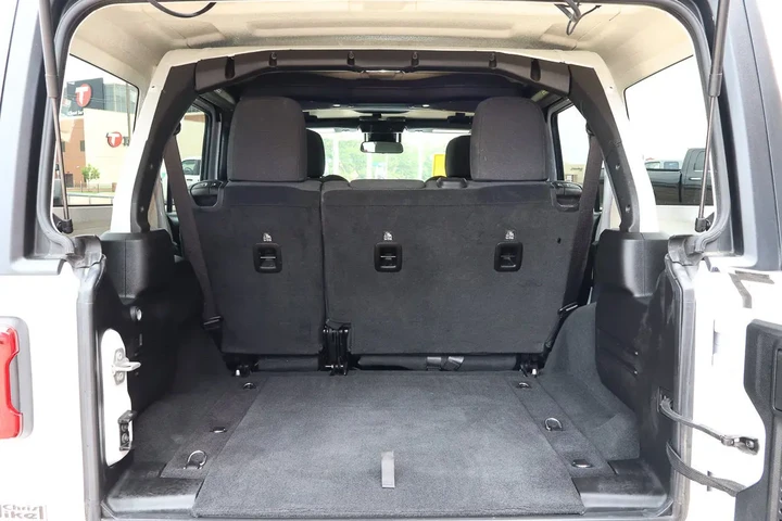 $41587 : 2024 Wrangler Rubicon 4 Door image 9