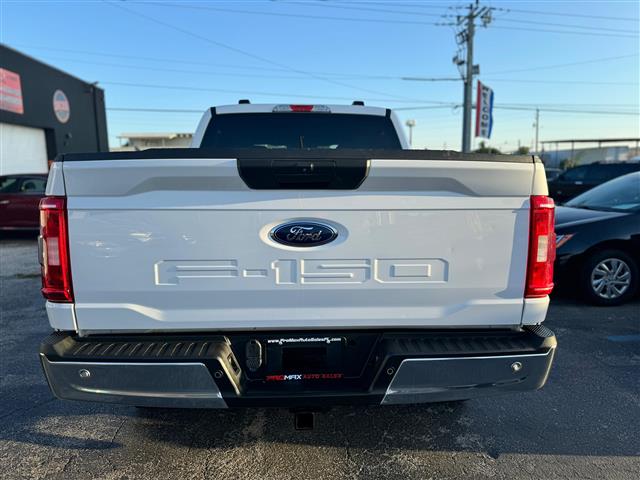 $27500 : 2021 Ford F150 4x4 image 4