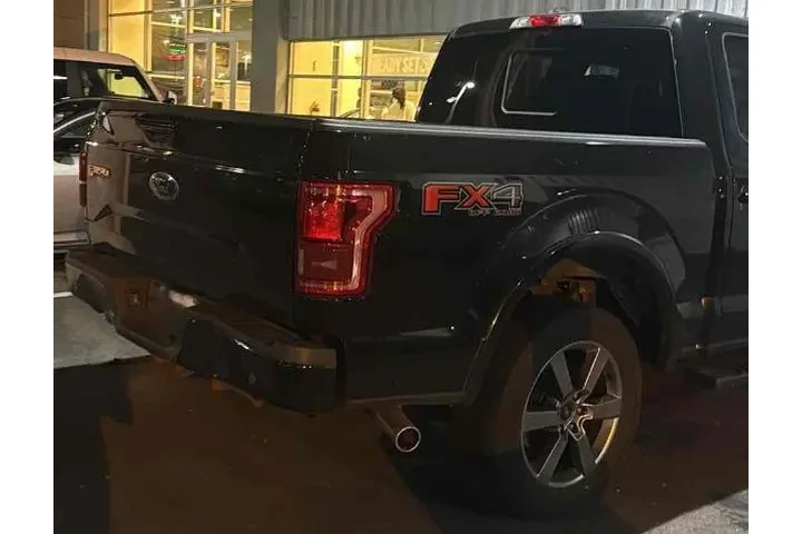 $29000 : Ford F-150 2017 4x4 Lariat 4 image 6