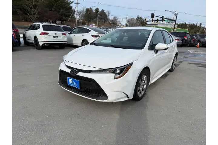 $14999 : 2022 Corolla LE image 2