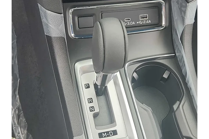 $37445 : Subaru Ascent 2025 AWD Premi image 7