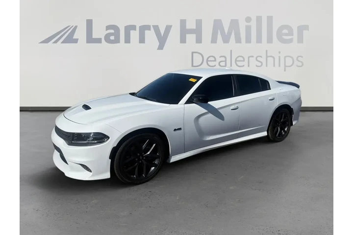 $36077 : Dodge Charger 2023 R/T 4dr S image 1