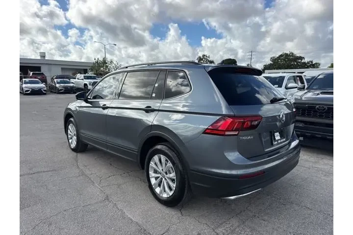 $15888 : Volkswagen Tiguan 2020 S 4dr image 5