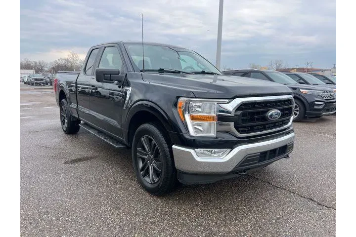 $33525 : Ford F-150 2021 4x4 Lariat 4 image 3