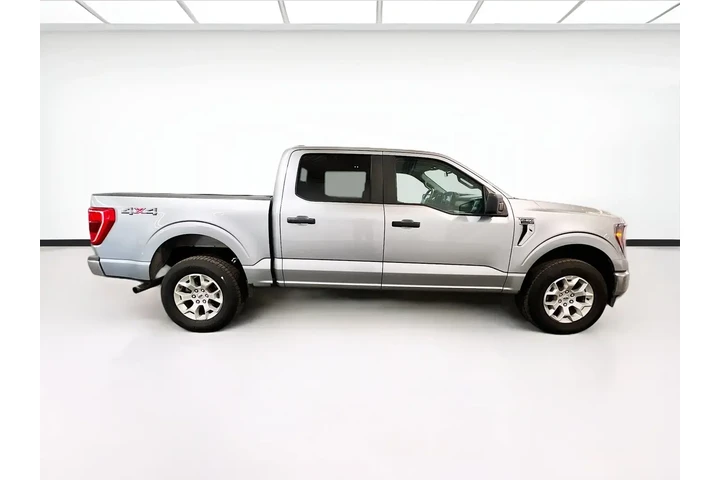 $35699 : Ford F-150 2023 4x4 XLT 4dr image 2