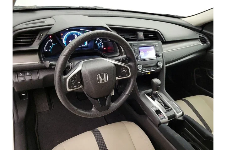 $19998 : Honda Civic 2019 LX 4dr Seda image 9
