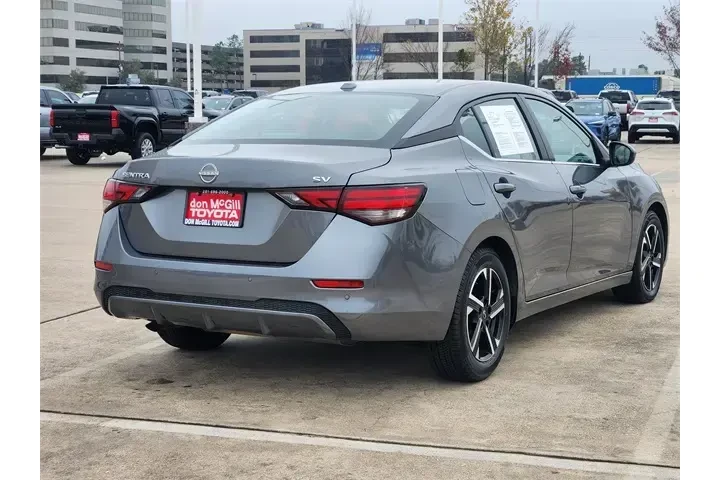 $17703 : Nissan Sentra 2024 SV 4dr Se image 5