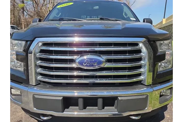 $18570 : Ford F-150 2016 4x4 XLT 4dr image 6