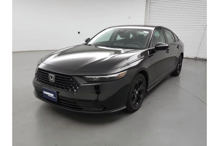 $29998 : Honda Accord 2025 SE 4dr Sed image 3