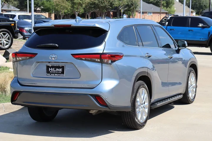 $26998 : 2021 Highlander Limited image 10