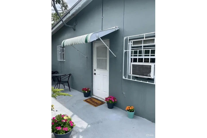 $1050 : Cuarto Privado Para Rentar image 1