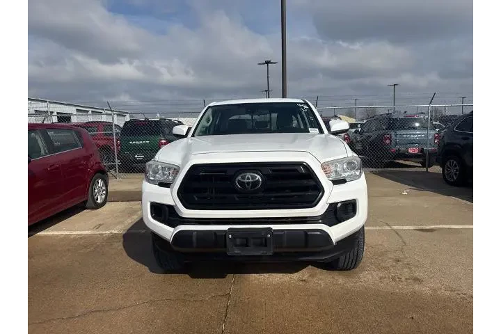 $27995 : Toyota Tacoma 2018 4x4 TRD P image 7