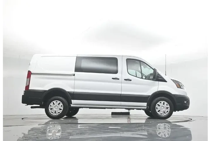 $34900 : Ford Transit 2023 250 3dr SW image 7